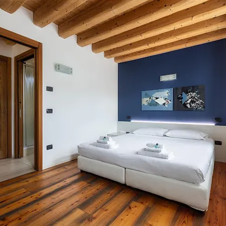 Aparthotel Garibaldi Terst